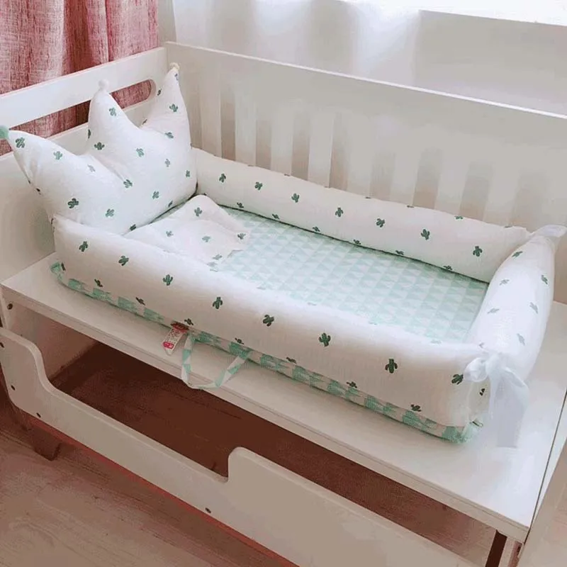 Переносная детская кроватка для новорожденных с мультяшным принтом, съемная и моющаяся корона, детское гнездо, складная детская кровать 0-18 м, бионическая кроватка
