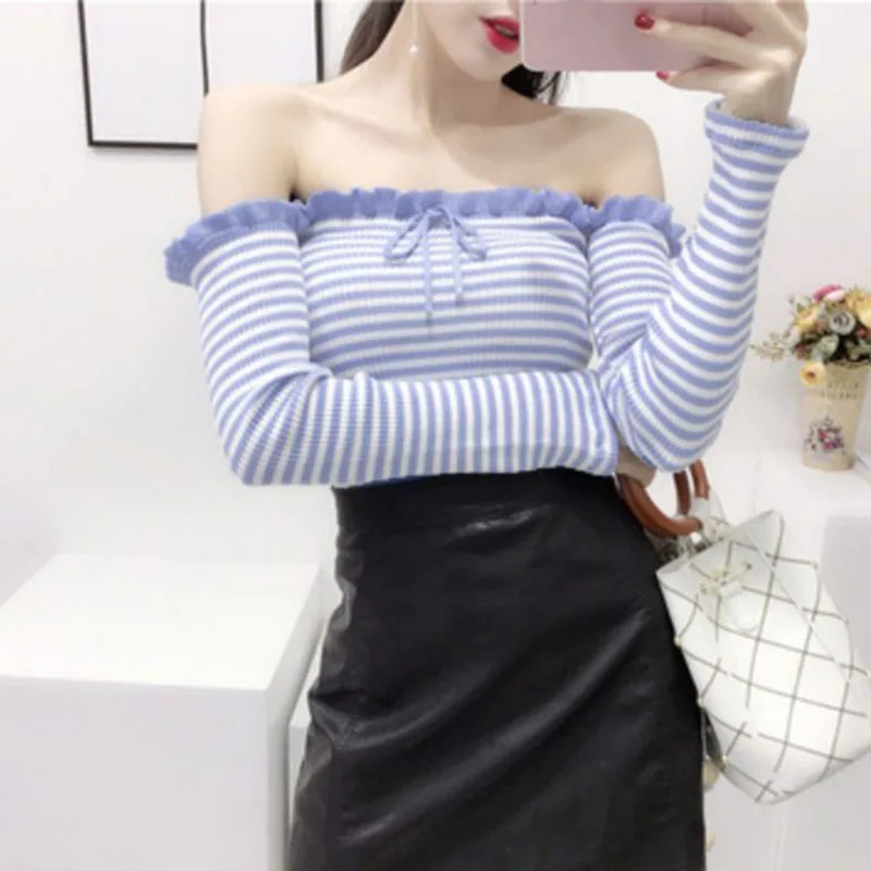 Женская Полосатая укороченная футболка с открытыми плечами и завязками