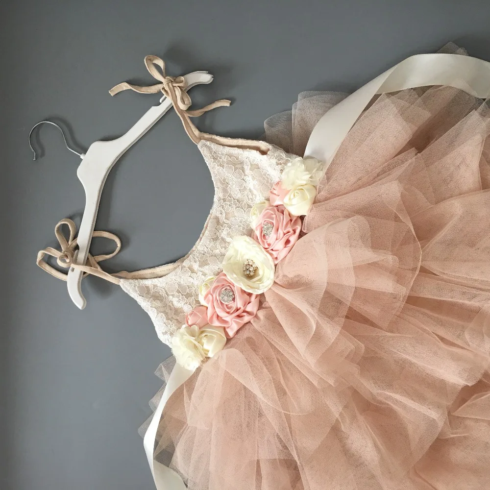 Для девочек длинное газовое платье ручной работы с цветы на поясе детский Стропы