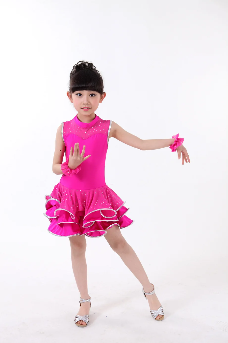 Кружевное платье с кисточками и блестками для латинских танцев девочек без