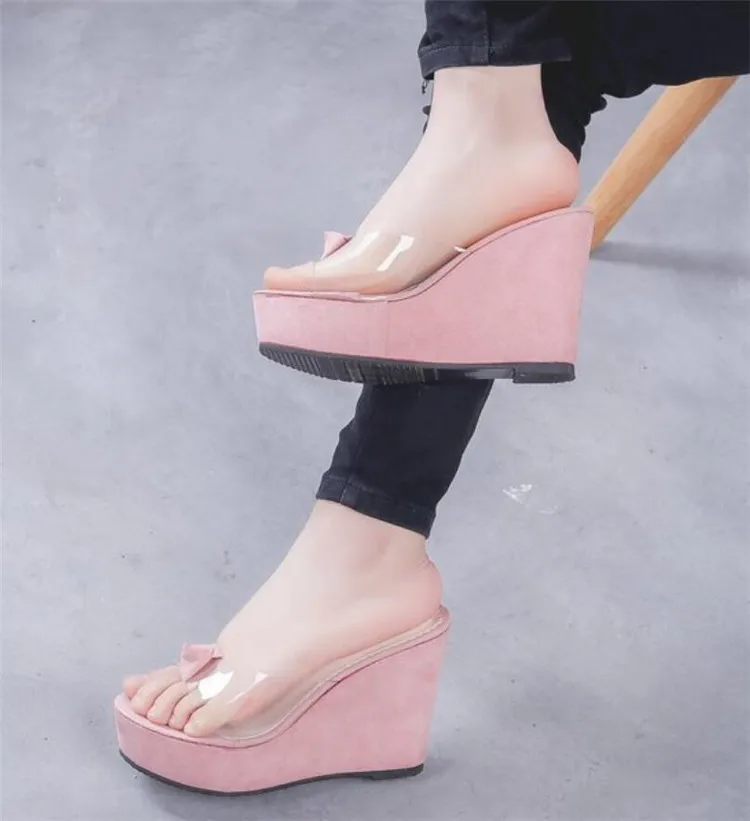 Красная обувь на толстой подошве и высоком каблуке прозрачные женские тапочки