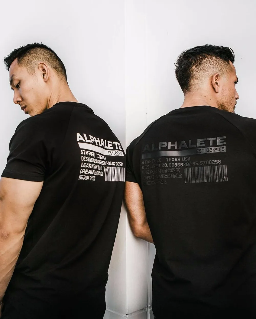 ALPHALETE летняя Новинка для мужчин тренажерные залы футболка фитнес бодибилдинг тонкие футболки Мода для отдыха с коротким рукавом хлопковые футболки топы