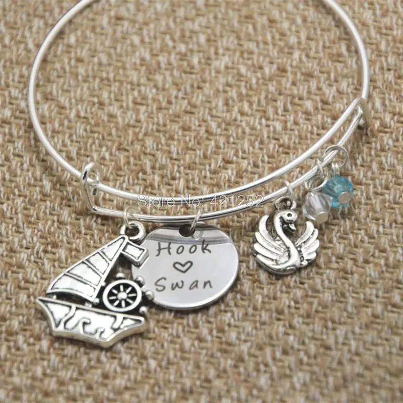 12 шт один раз на время Вдохновленный Браслет Лебедь и Капитан Крюк ожерелье