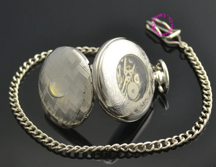 

Wholesale Mechanical Pocket Watch Men Good Quality Classical Fob Watches Fashion Man Gentleman Grid Silver Oval Necklace Hour