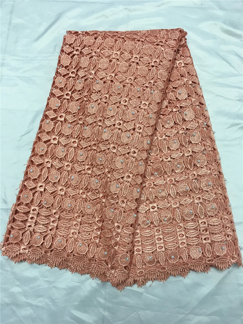 Зеленая однотонная кружевная ткань с бусинами Африканский шнур высокого