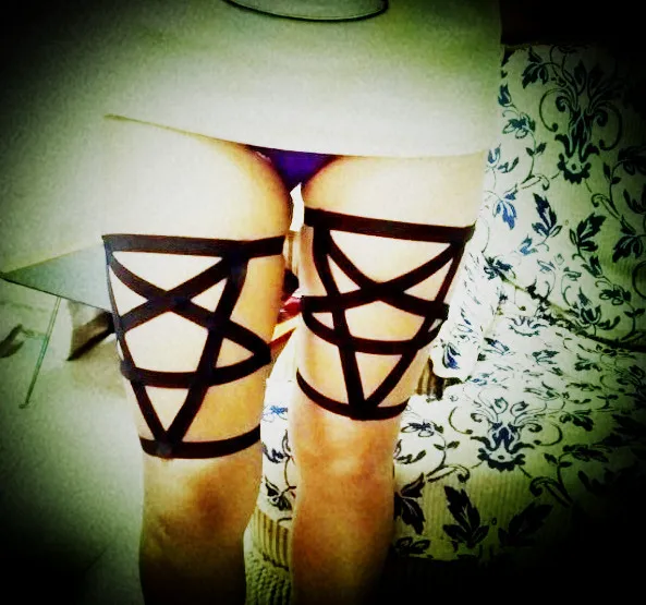 Fashion Simple Black Sexy Garters Pentagram harness leg strap garter suspender belt | Женская одежда