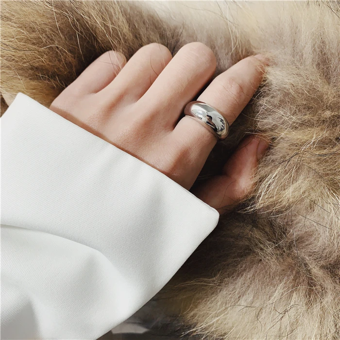 НОВЫЕ шикарные кольца Серебряного и золотого цвета с металлическими жирами