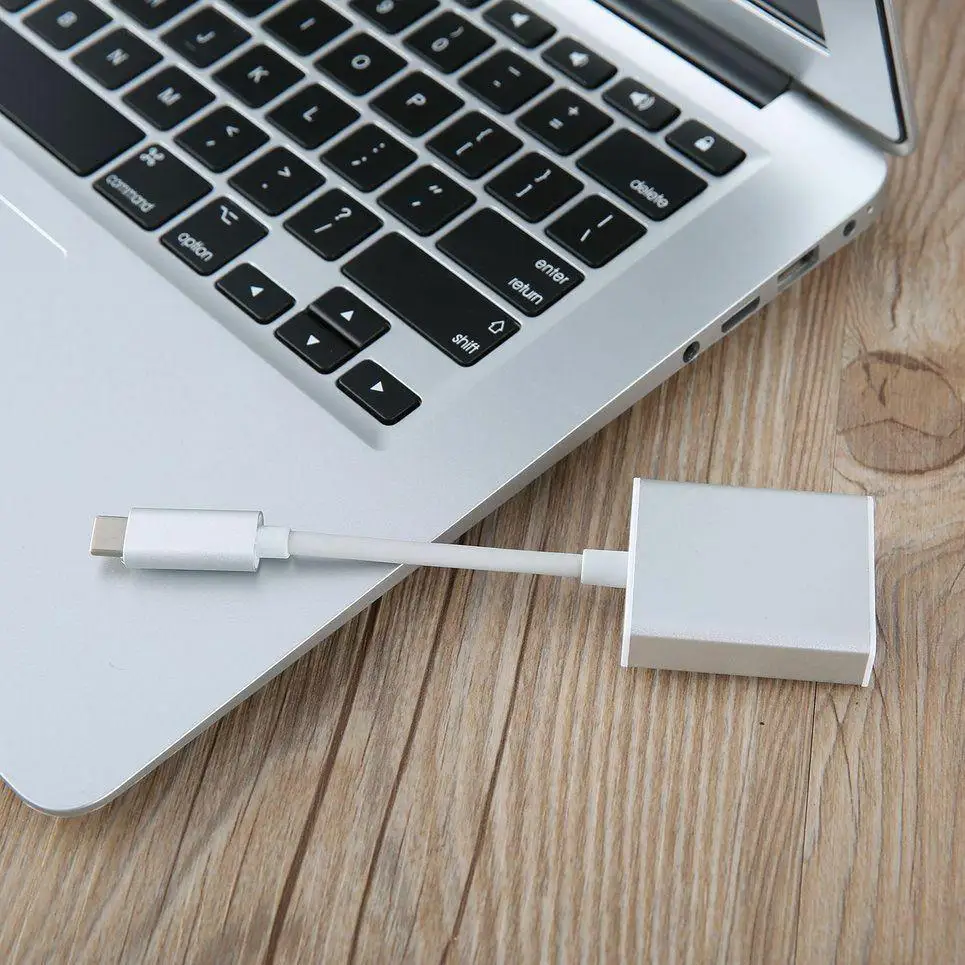 Фото 2 цвета USB 3 1 Type C к VGA адаптер папа 1080p Женский конвертер R20 Кабели VGA 2 цвета USB 3 1 Type C к VGA адаптер папа 1080p Женский конвертер R20 Кабели VGA