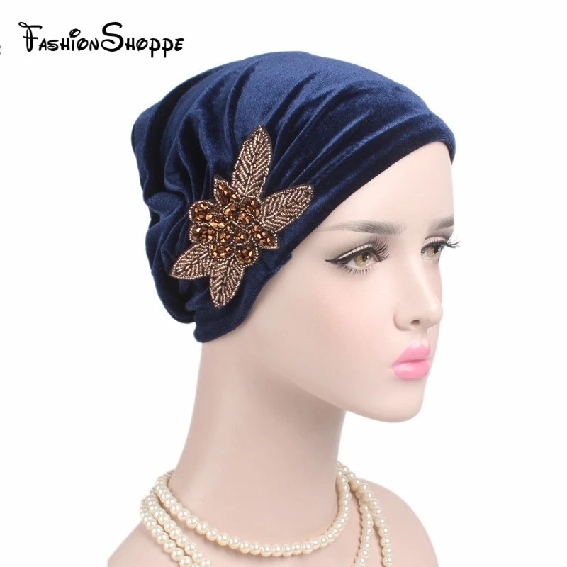 Новинка 2017 модная женская элегантная мягкая бархатная Шапка тюрбан с бусинами