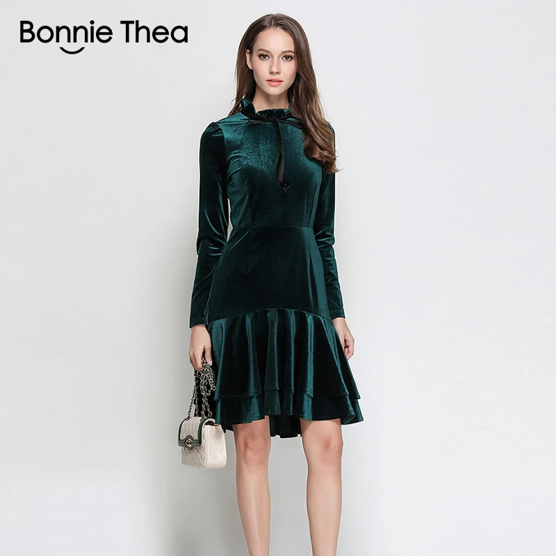 Женское зимнее бархатное платье Bonnie Thea зеленое элегантное с длинным рукавом