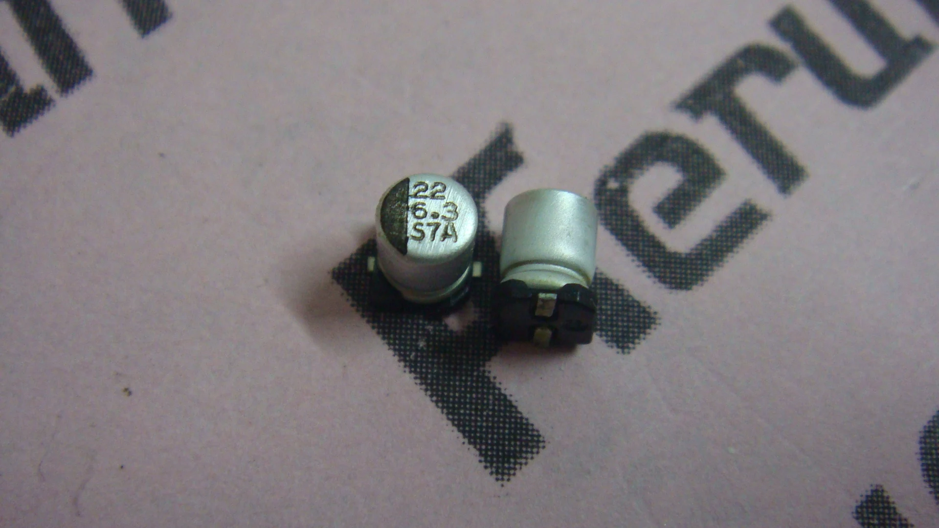 10 шт./лот оригинальный новый конденсатор 6.3V22UF 4X5 в наличии|Аксессуары для батарей|