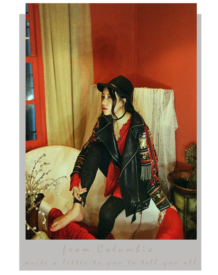 Jessica's Store для женщин осень личность панк повседневное свободные Роскошные вышивка кисточкой заклепки из искусственной кожи короткая мотоциклетная куртка