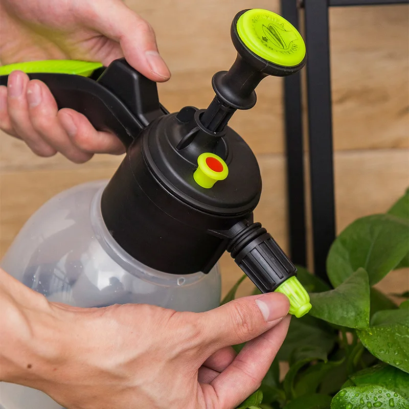 2L Сад опрыскиватель банок для воды бутылка с пневматическим разбрызгивателем