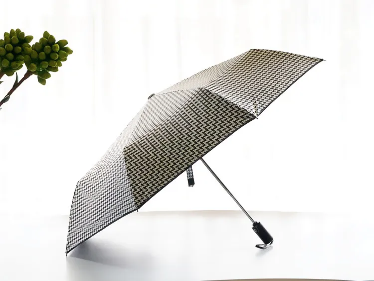 Ветрозащитный 3 складной автоматический зонт женский в ломанную лапу черный и