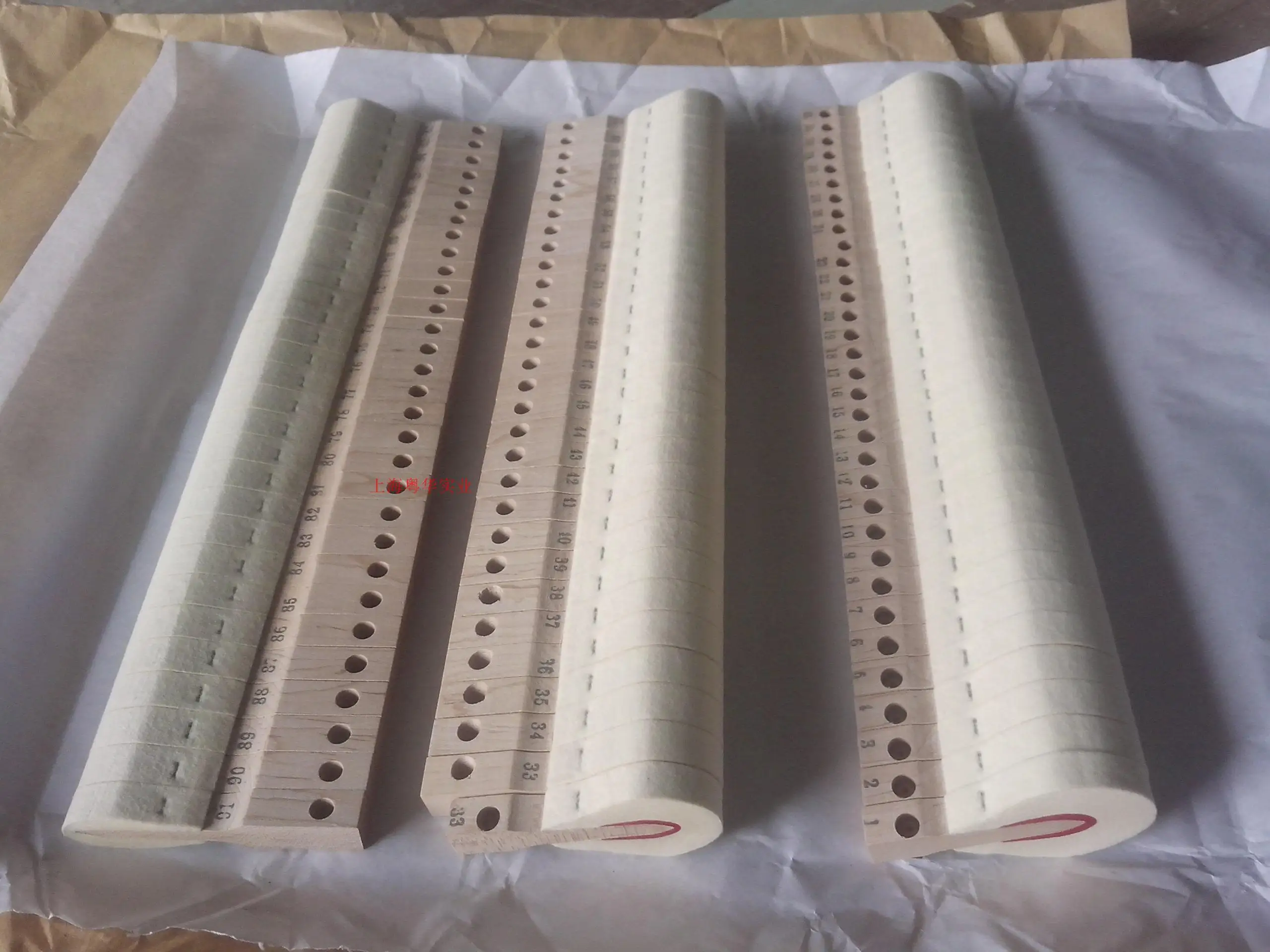 Вертикально стандартная фотография|Пианино| |