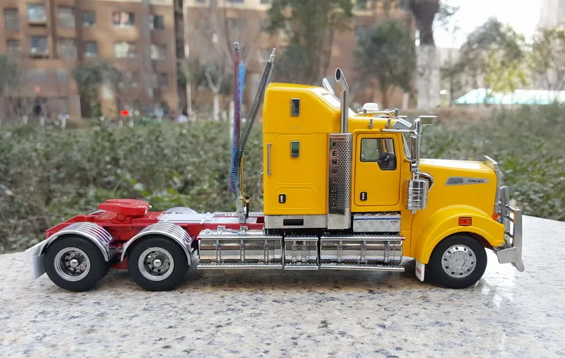 Exquisite Alloy Model Gift 1:32 Scale Kenworth T909 6x2 Transport Truck Tractor Vehicles DieCast Toy for Collection | Игрушки и хобби