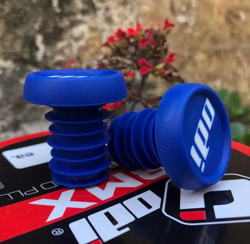blue 2 шт. ODI велосипедная рукоятка противоскользящие прочные крышки для руля MTB велосипеда легкие Заглушки для MTB BMX DH FR велосипедная рукоятка - Цвет: blue