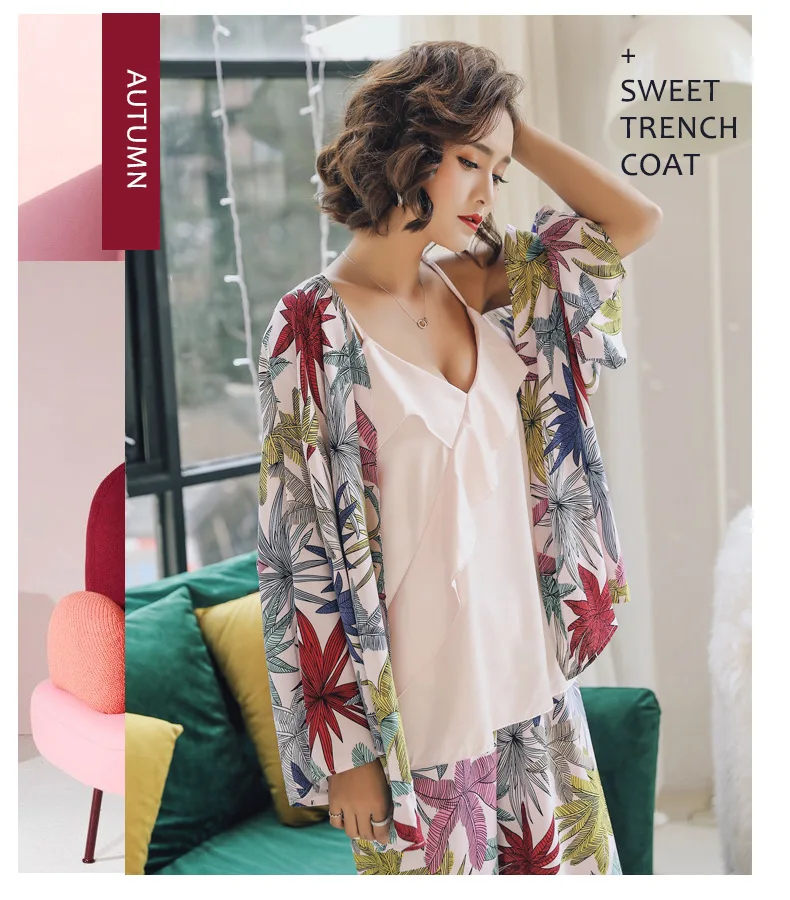 

2020 New Maple leave spring autumn women's pajama set 3 piece sleep set daily sleepwear indoor -neck Vintage Home Clothing