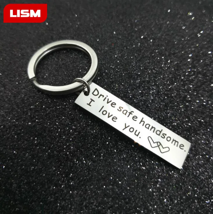

Custom Fashion Keyring Gifts Engraved Drive Safe I Need You Here With Me Keychain Couples Boyfriend Girlfriend Jewelry Key Chain