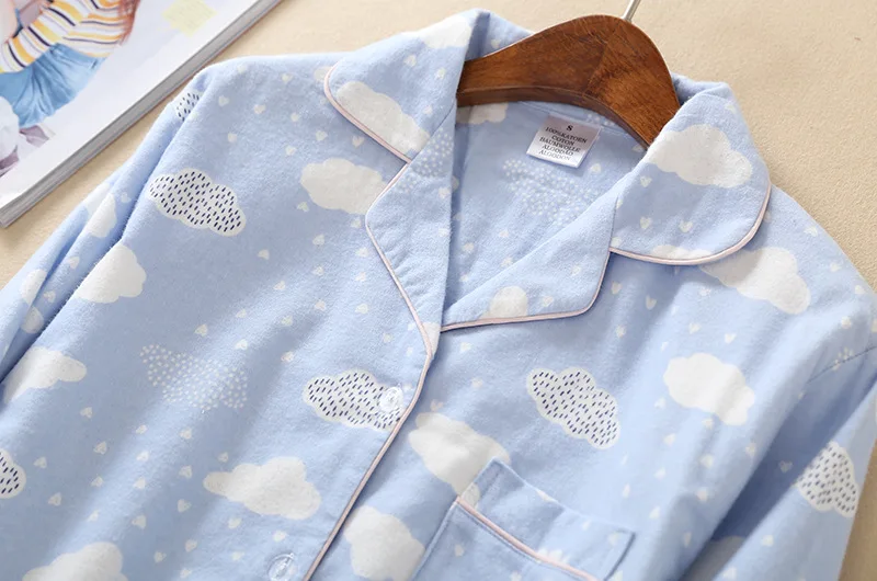 Женская пижама с длинными рукавами теплая синего цвета из матового хлопка