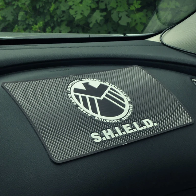 Супермен автомобильный коврик для телефона мультяшный автомобиль панелей на