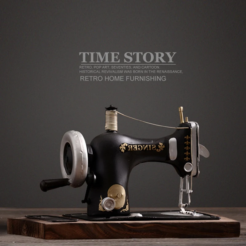 Винтажная старомодная швейная машина модель реквизит ретро железное ремесло для
