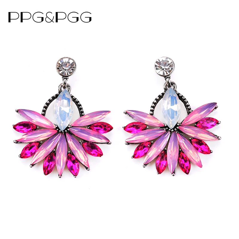 Серьги-гвоздики в винтажном стиле женские Эффектные серьги-гвоздики с подвеской