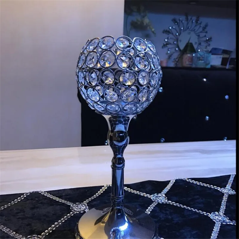 

Modern Luxury Metal Silver Plated Candle Holder with Crystals Wedding Candelabra/centerpiece Decoration Candlestick