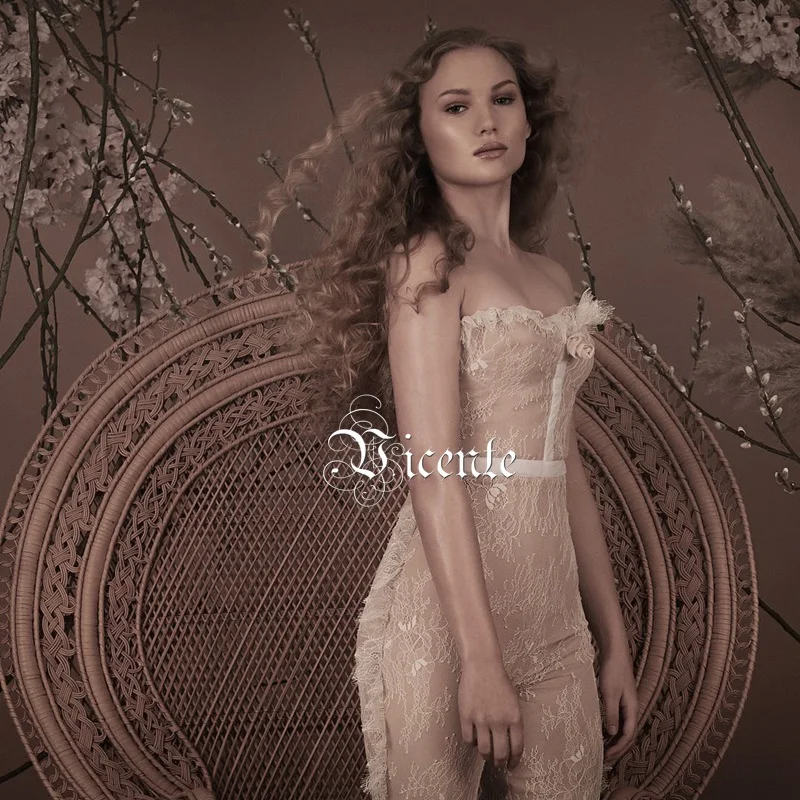 Женский кружевной комбинезон без рукавов модный элегантный розовый бретелек для