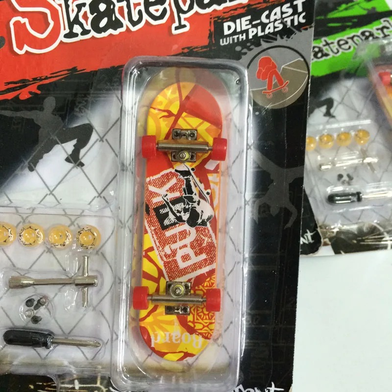 Мини доски для пальцев с подставкой из сплава Розничная коробка мини скейтборд