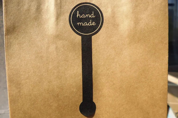 100 шт Клей длинный стиль "HAND MADE" Черная ручная упаковка для торта уплотнительные этикетки из крафтовой бумаги наклейки для выпечки Подарочные наклейки «сделай сам» M1201