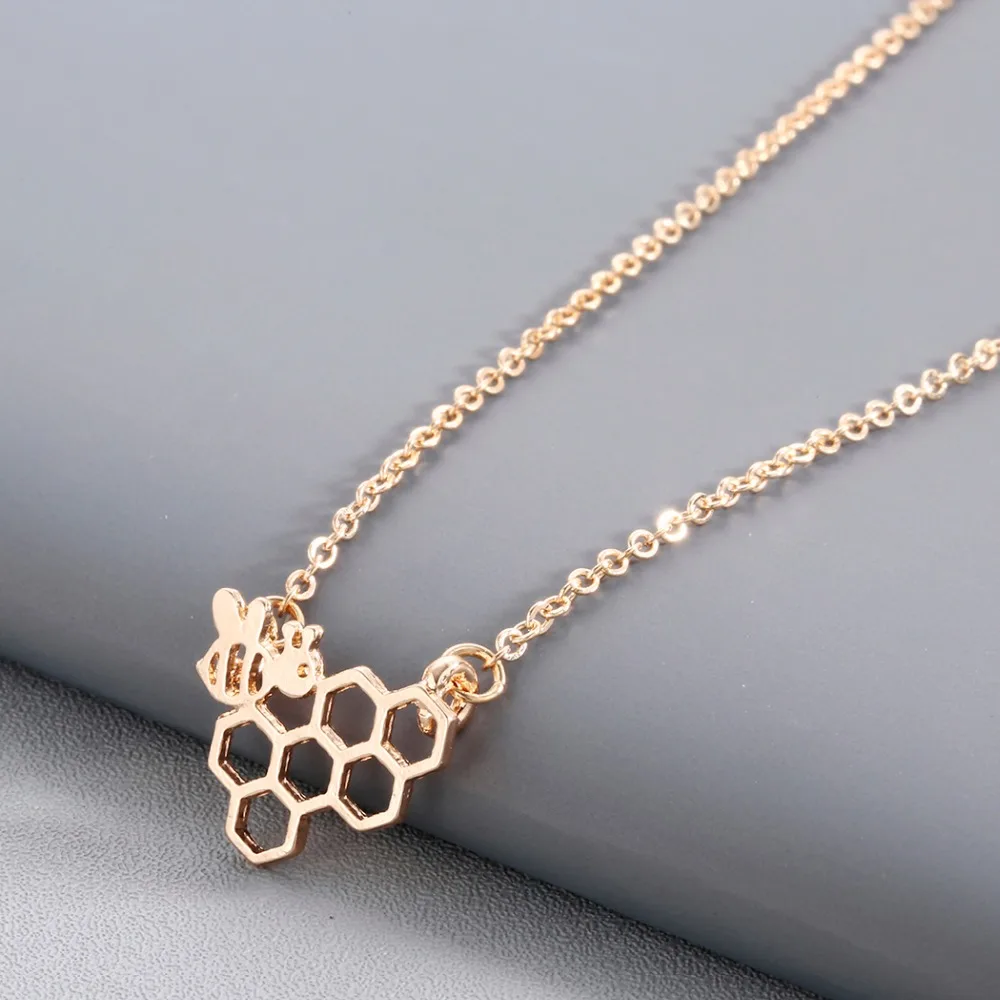 Kinitial Fashion Animal Charm Bee Necklaces for Women Girl Honeycomb Pendant Choker Necklace Statement Jewelry Prom Gift | Украшения и
