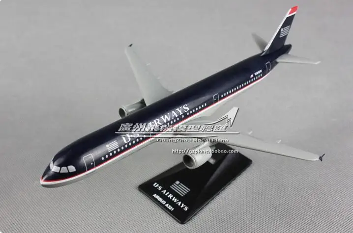 

22CM New US Airlines A321 plastic model aircraft child Birthday gift plane models chiristmas gift