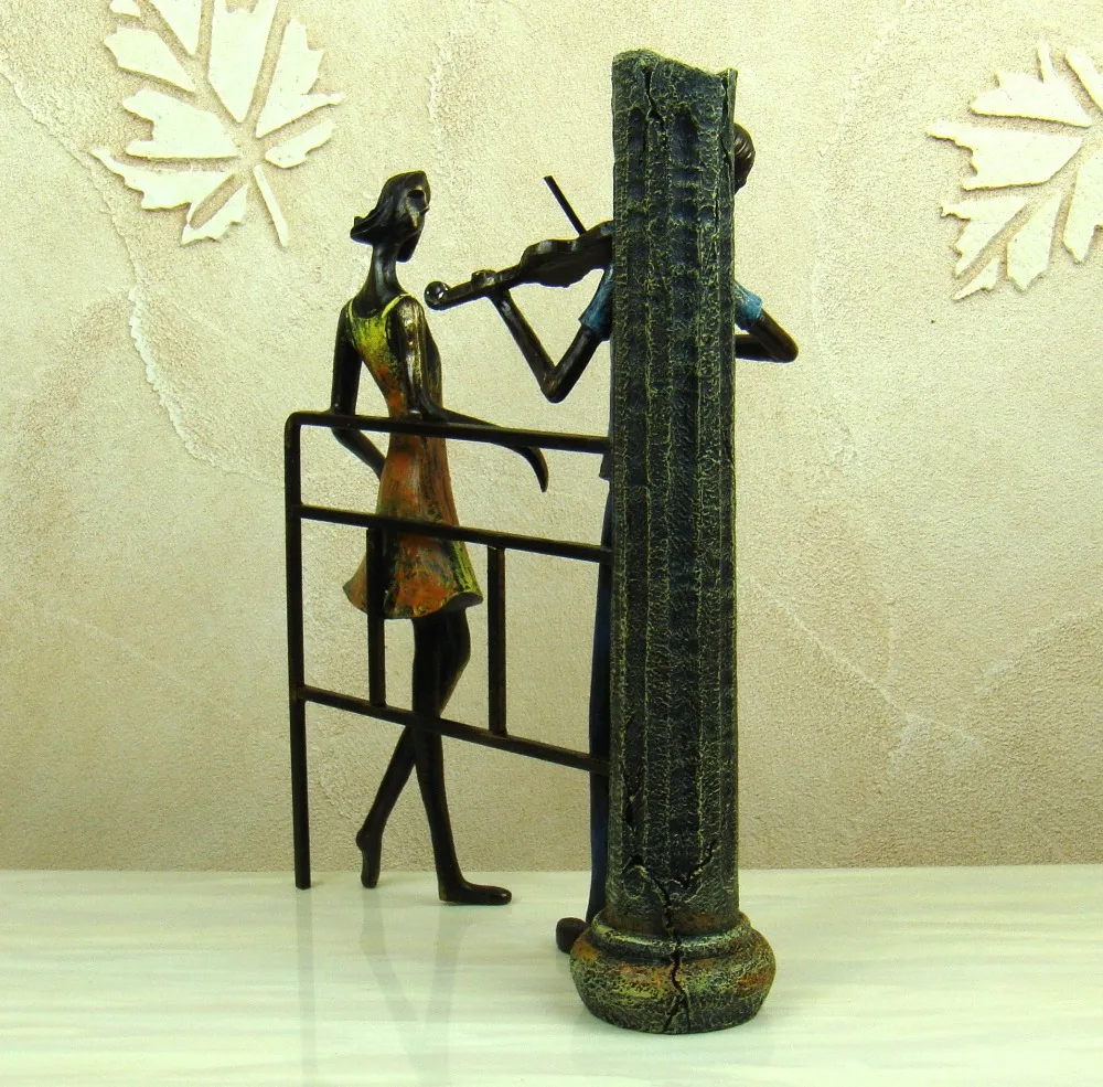 Ретро Кованое искусство предложение фигурка влюбленных абстрактная Смола