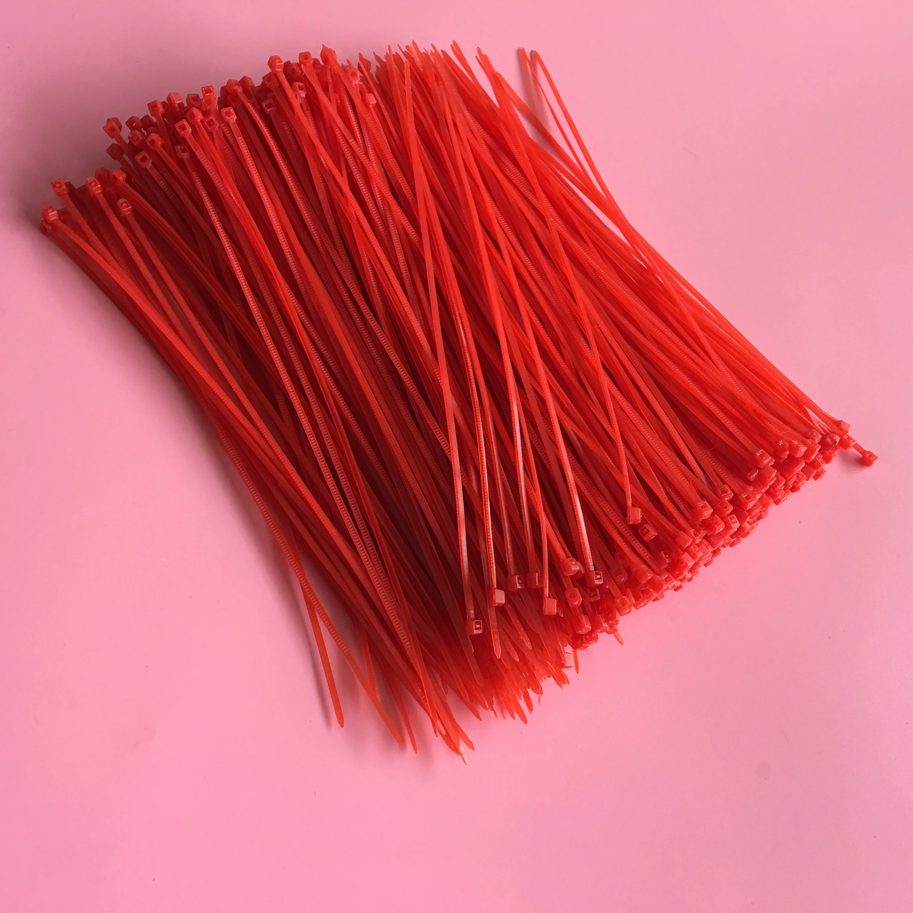 Xingo 8 дюймов самоблокирующийся нейлоновый кабель на молнии Галстуки 100 шт