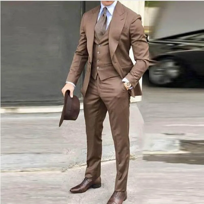 

New Fashion Khaki Men Suit 3 Pieces Formal Wedding Suits Slim Fit Groom Tuxedos Handsome Best Wedding Tuxedos (Jacket+Pant+Vest)