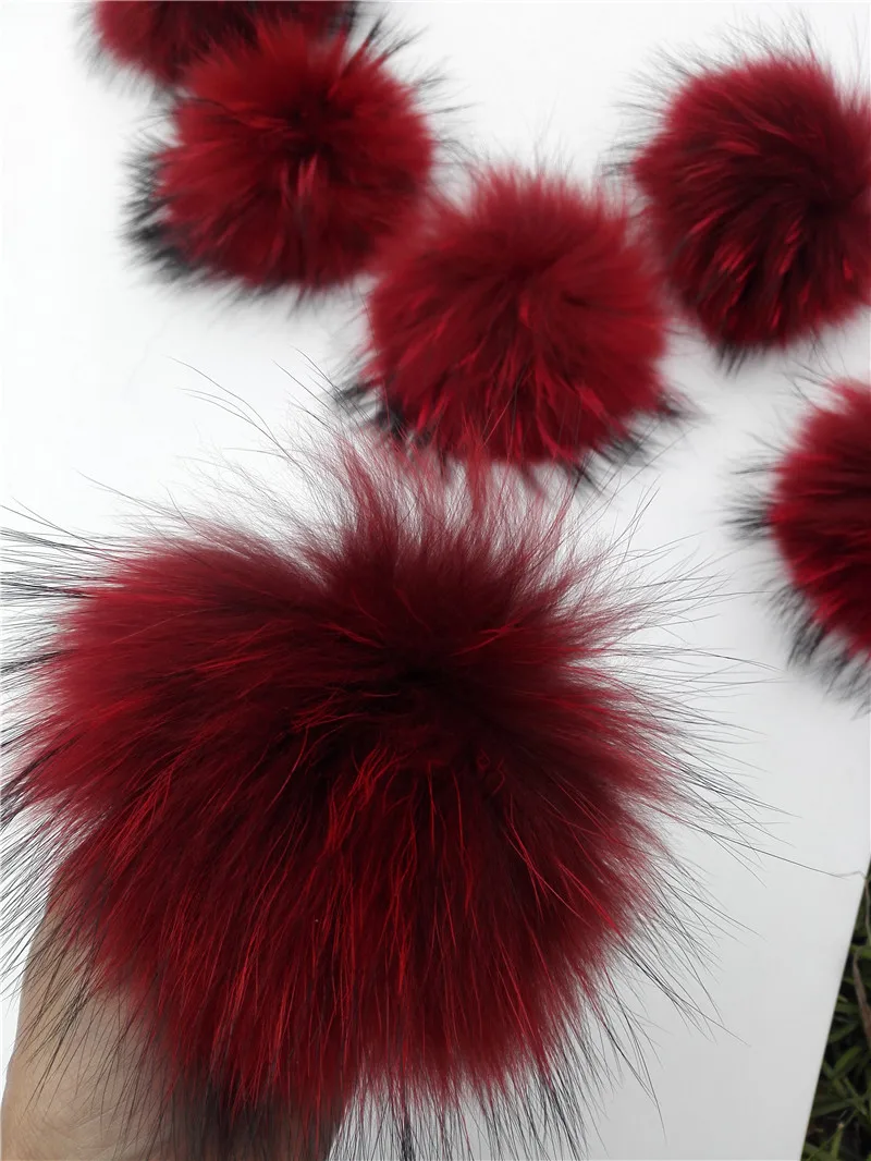 Cheap Price 10pcs/lot Real 15cm Red Raccoon Fur Pom pom For Winter Knitted Hats Skullies Fur Balls Knitting Beanies Gorras