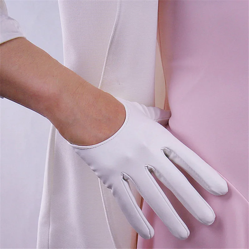 

13cm Touchscreen Ultrashort Gloves Emulation Leather Patent Leather Mirror Bright Leather Bright Black White Wild Female WPU87