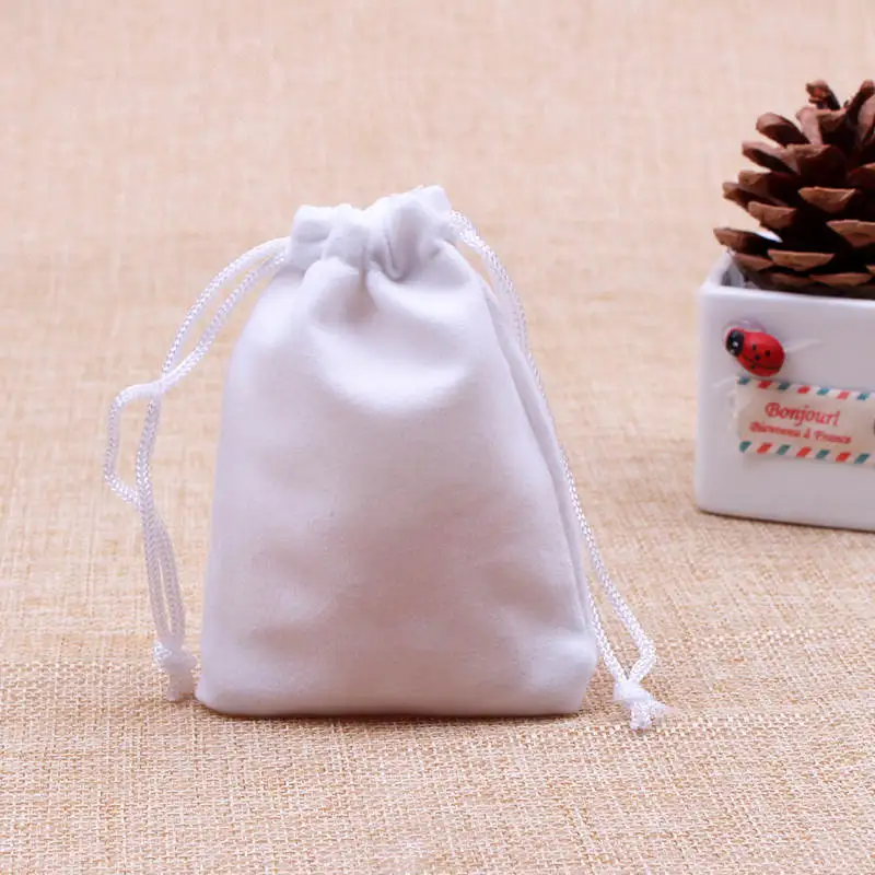 

White Drawstring Velvet Bag 7x9cm 50pcs/lot favor Packaging Candy Jewelry Christmas Gifts Fashion Accept Custom Velvet Pouches