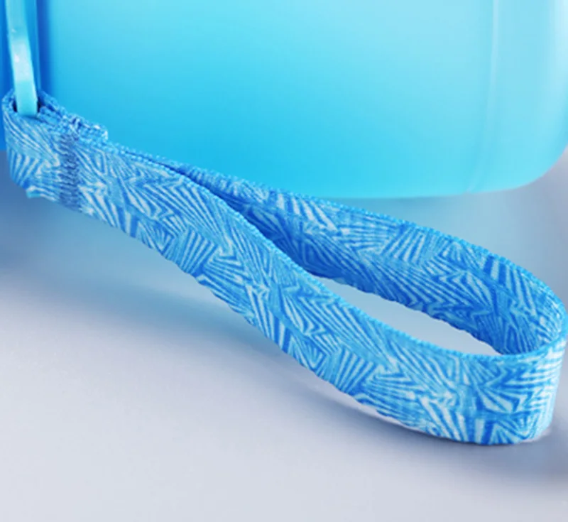 Детская портативная бутылка для воды QuickDone 300 мл без бисфенола А с соломинкой