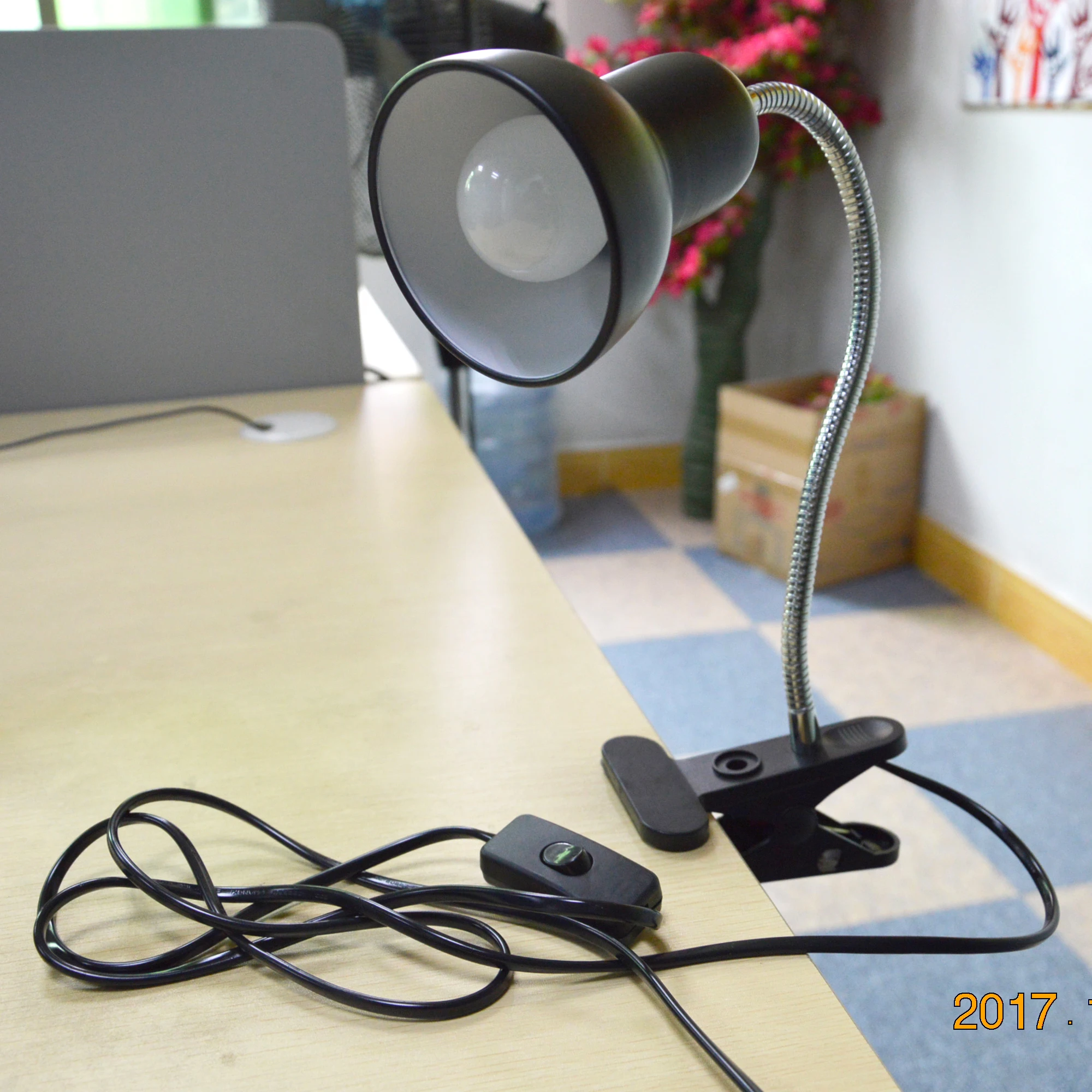 Светодиодный настольный светильник Гибкая настольная лампа прикроватная