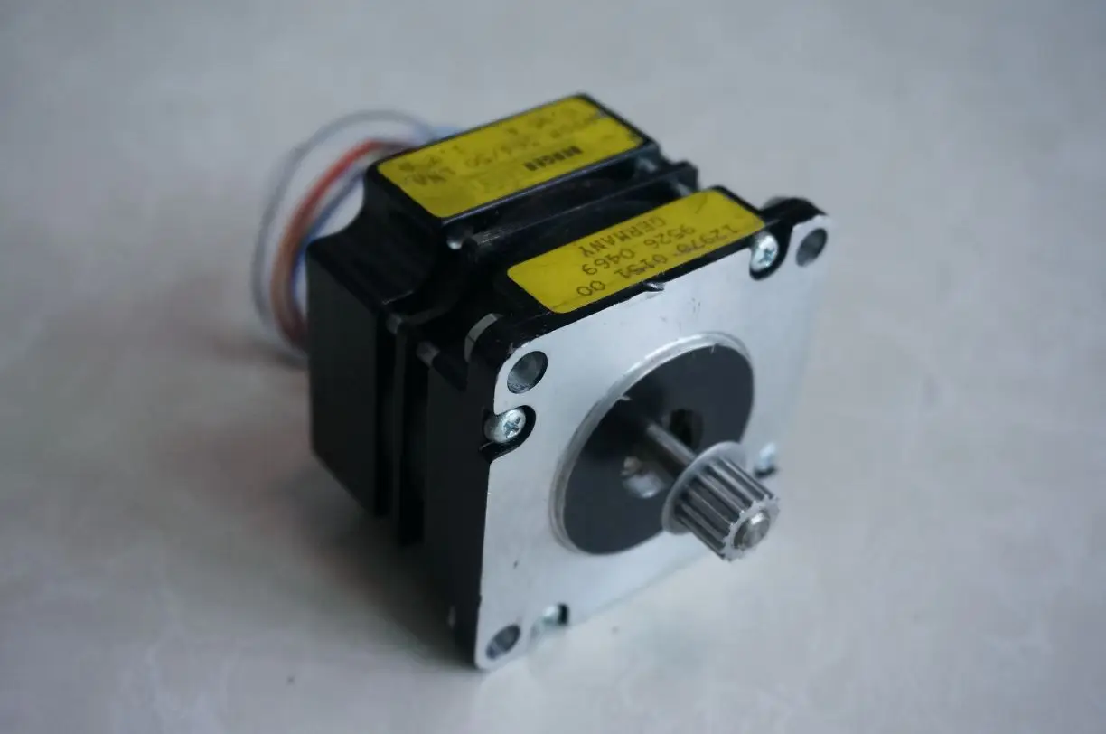 Детали для гравировального Станка 5 фазный шаговый двигатель 564/50|stepper motor|phase stepper