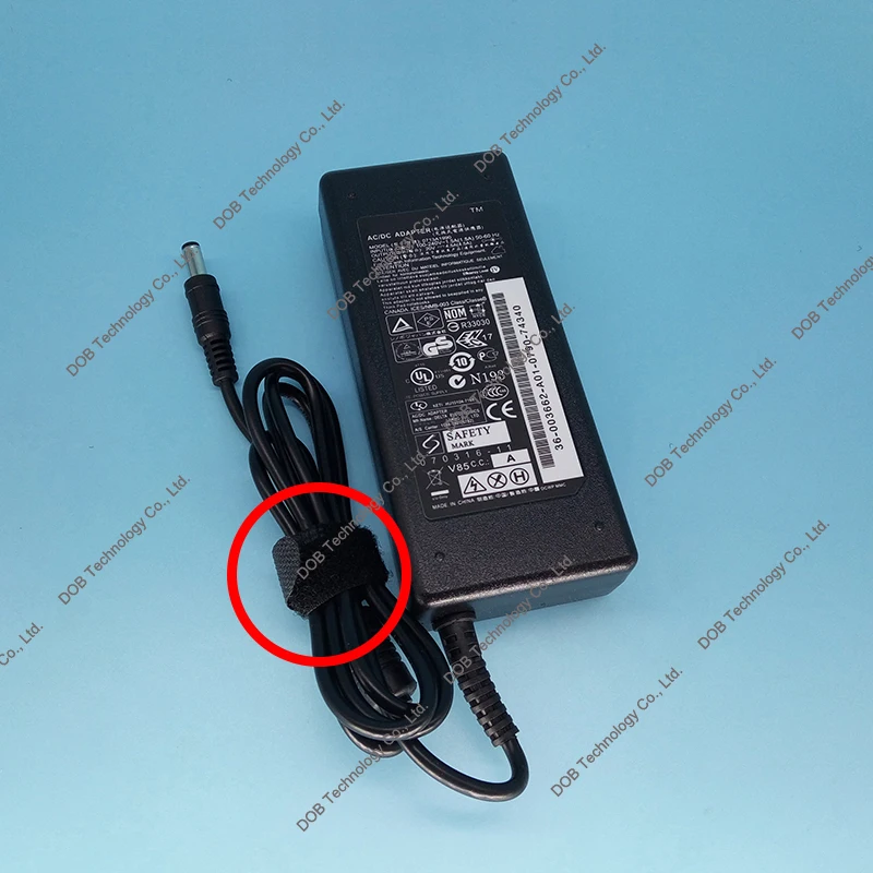 

90W 20V 4.5A 5.5*2.5 Laptop AC Adapter Battery Charger For Fujitsu Lifebook C1110 X7595 S4572 E2000 D7500 charger free shipping