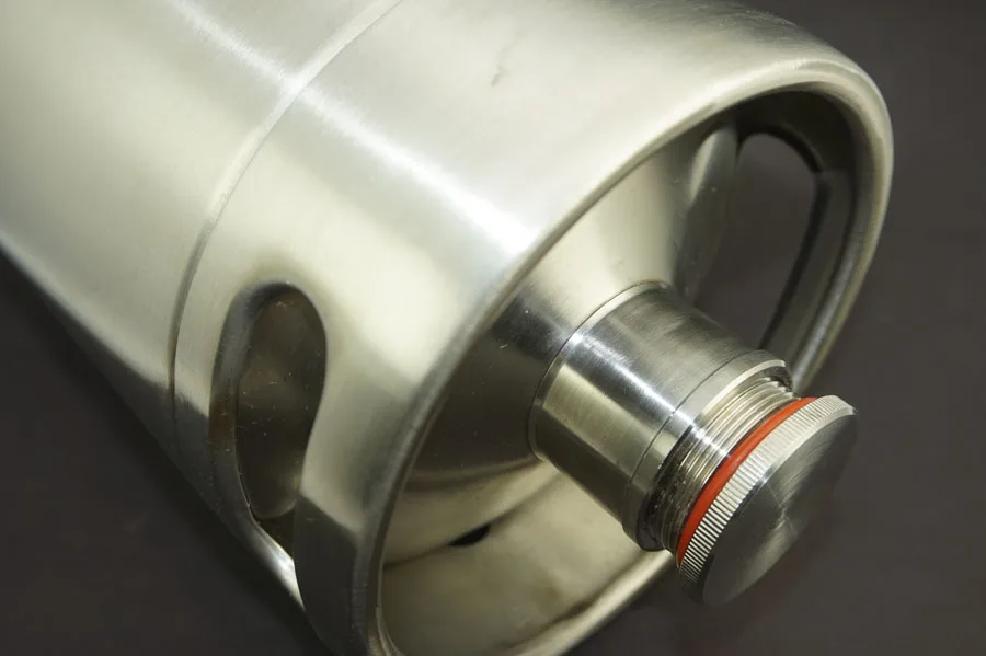 Бесплатная доставка 304 нержавеющая сталь 64 унции домашний кувшин мини бочонок из