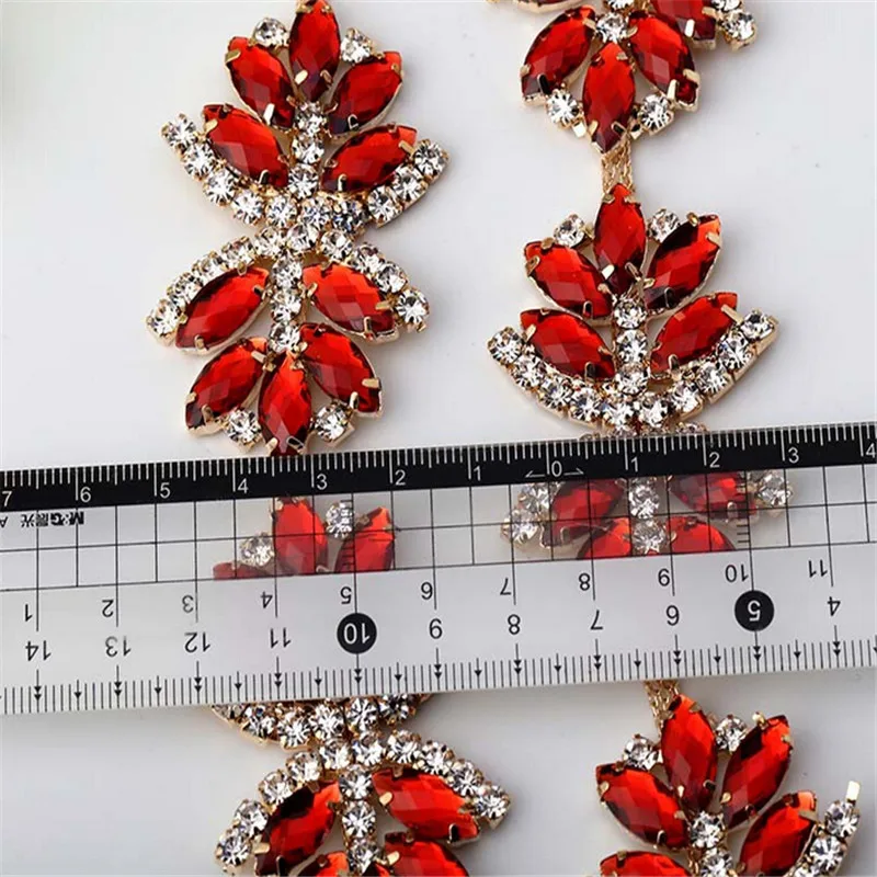 Цепочка со стразами и красным сапфиром золотистого цвета|rhinestone chain|crystal rhinestone