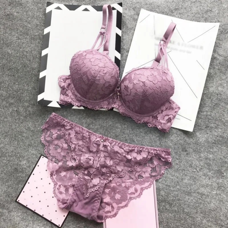 

1 Set Women Bra+Briefs Lace Embroidered Padded Push Up Women Underwear Sexy Lingerie Corset Lace Vest Top Bralette Bra Set