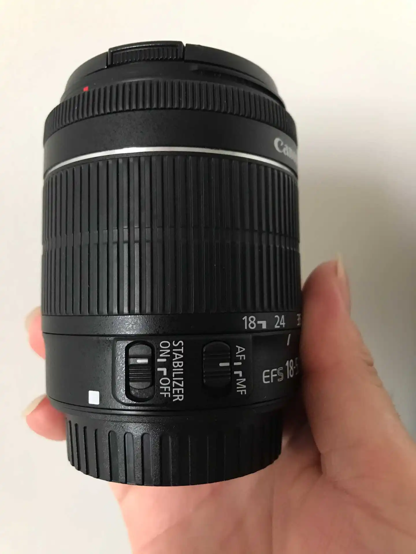 Б/у Canon EF-S 18-55 мм f/3,5-5,6 IS STM Zoom Lens Black