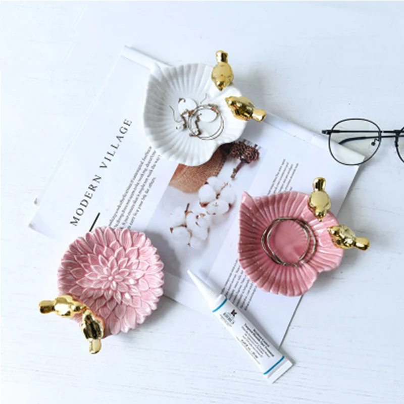 Керамический коврик в скандинавском стиле золотая птица цветок кольца конфеты