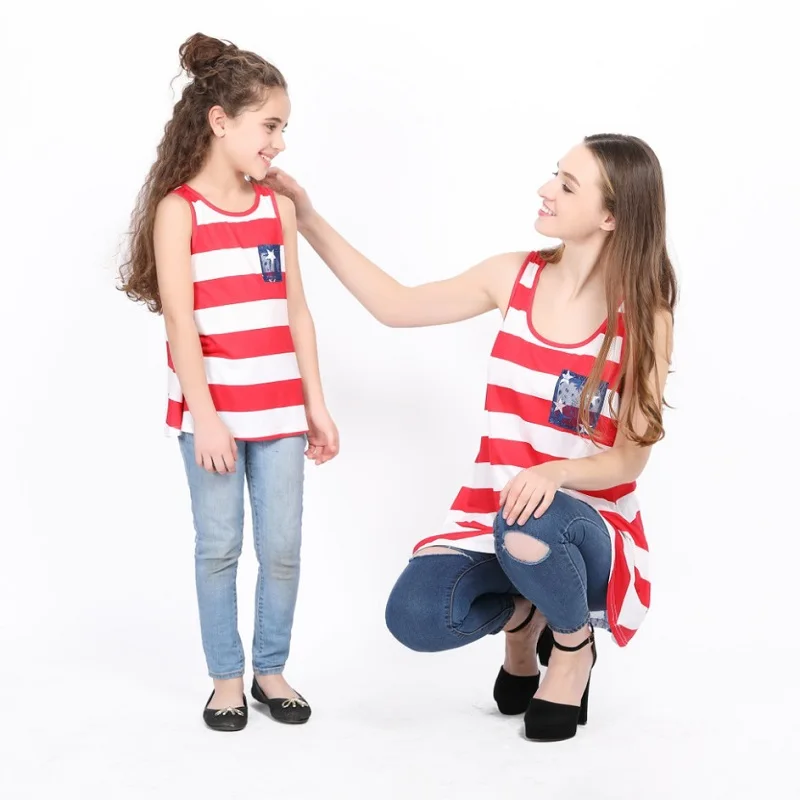 2019 Летние одинаковые наряды для всей семьи одежда матери и дочери Modis Футболка