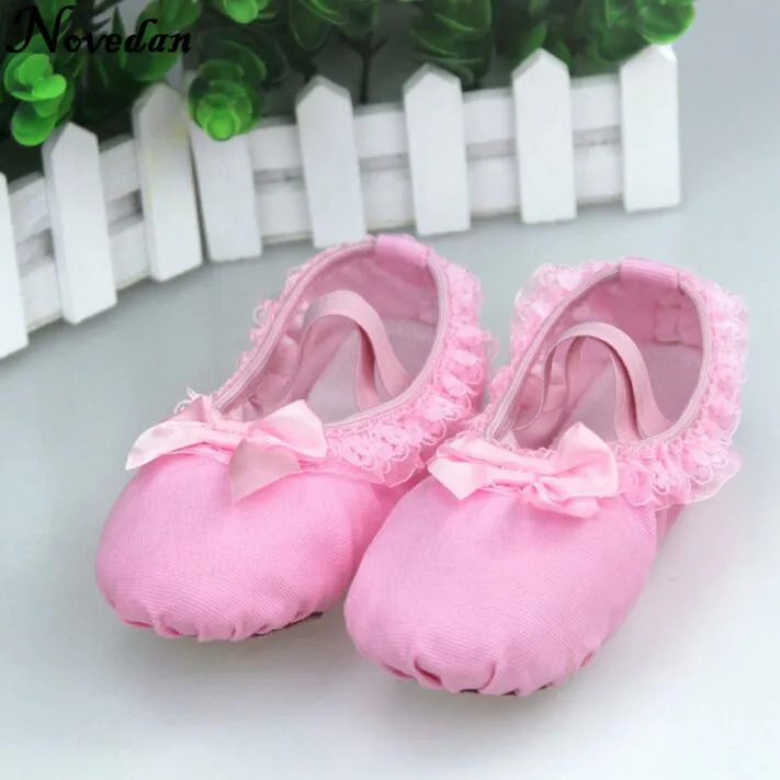 Танцевальная обувь на мягкой подошве для женщин и девочек плоские тапочки